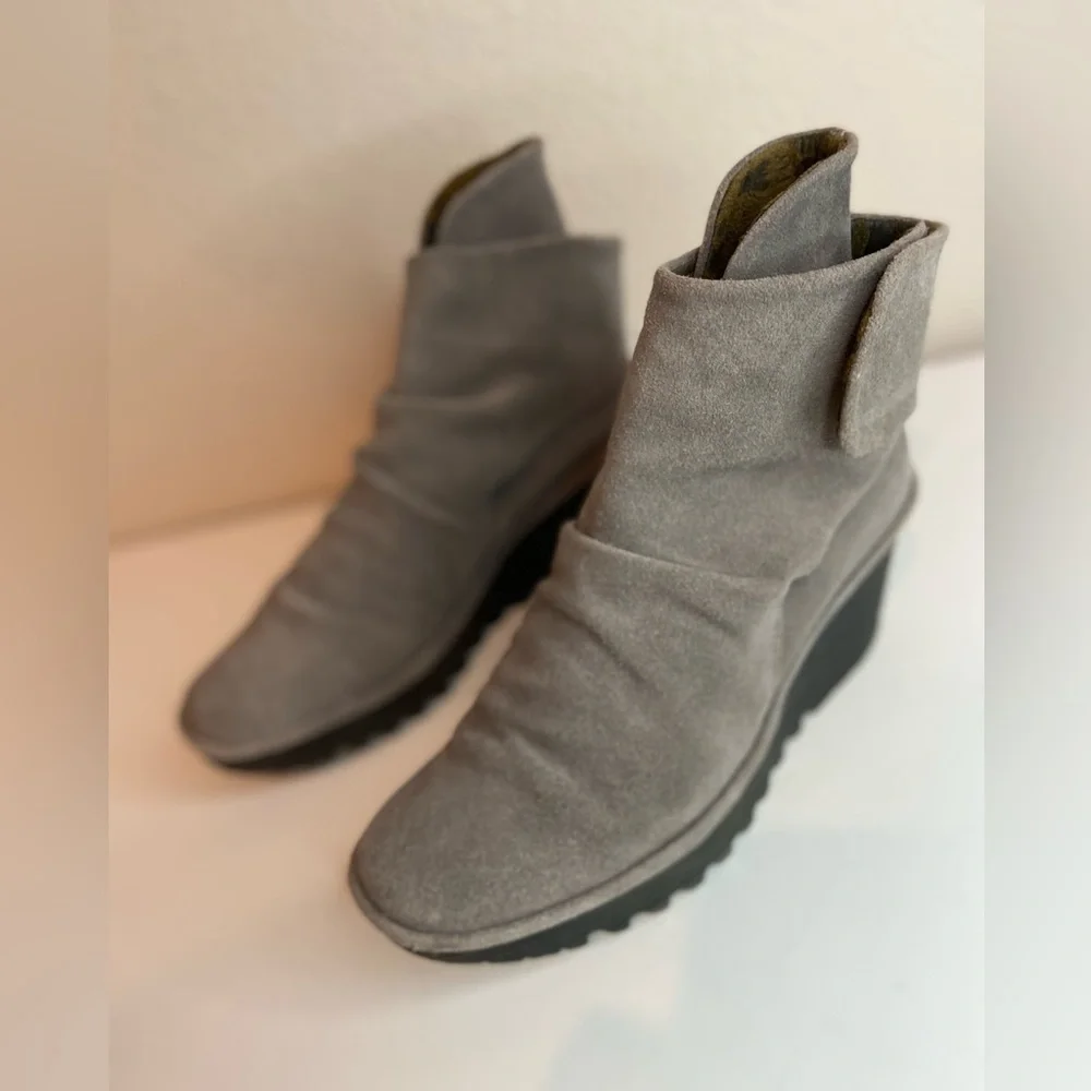 FLY London~Buttery Soft Suede Leather Ruched Ankle Wedge Boots~Size 8-8.5 EU39